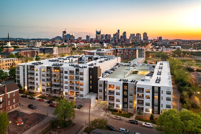 Foto del edificio - Stacks on Main
