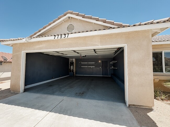 Foto del edificio - 71531 Sunnyvale Dr