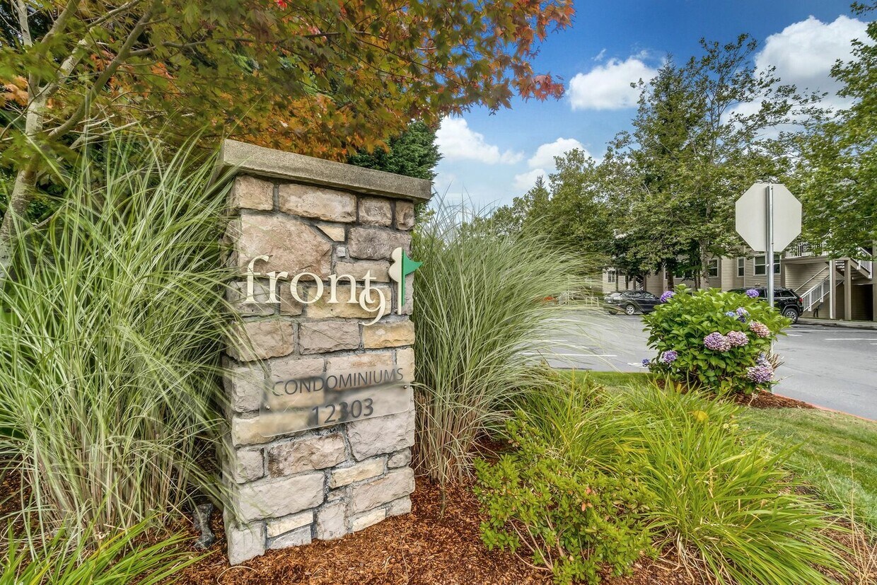 12300 Harbour Pointe Blvd Unit S204, Mukilteo, WA 98275 Condo for