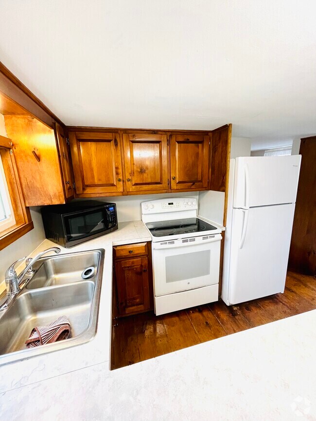 Houses For Rent in Spencer, MA 2 Homes