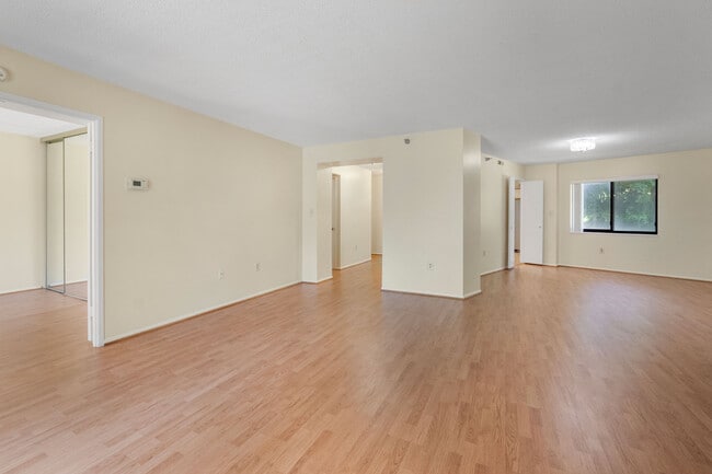 Generous & Inviting Footprint - 15115 Interlachen Dr