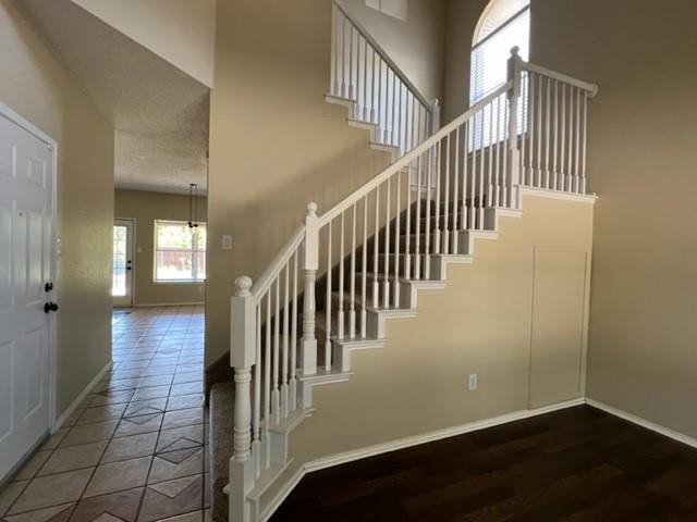 Building Photo - 1220 Big Bend Dr