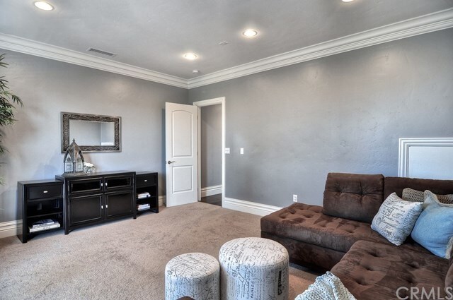 Building Photo - 31762 Isle Royal Dr
