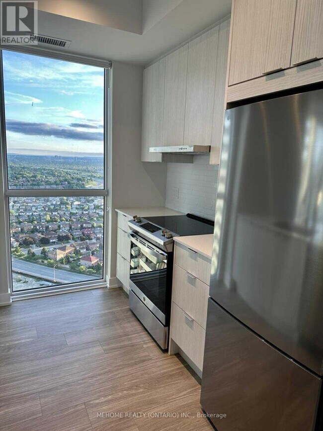 Building Photo - 430-3430 Square One Dr