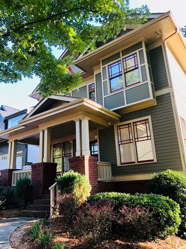 Foto del edificio - 1043 Antioch Dr NE
