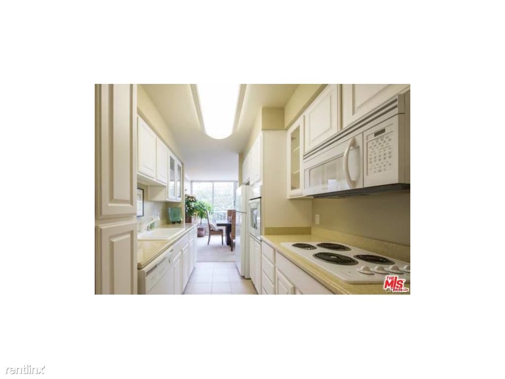 Primary Photo - 2700 Neilson Way