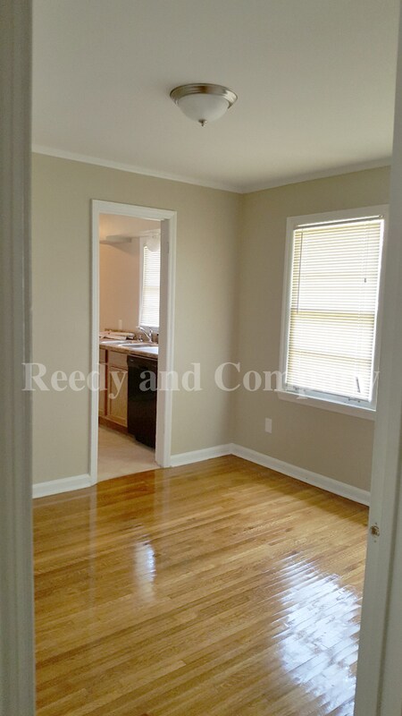 Building Photo - 4895 Quince Rd