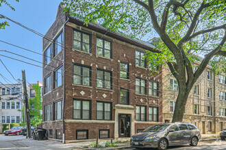 Building Photo - 1429 W Ardmore Ave