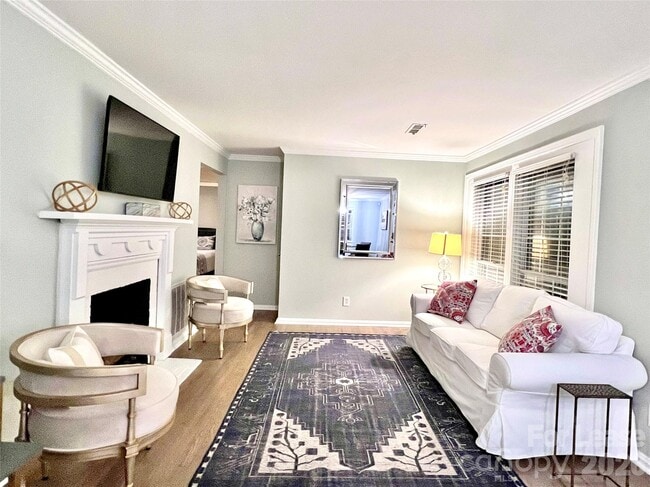 Building Photo - 4638 Murrayhill Rd