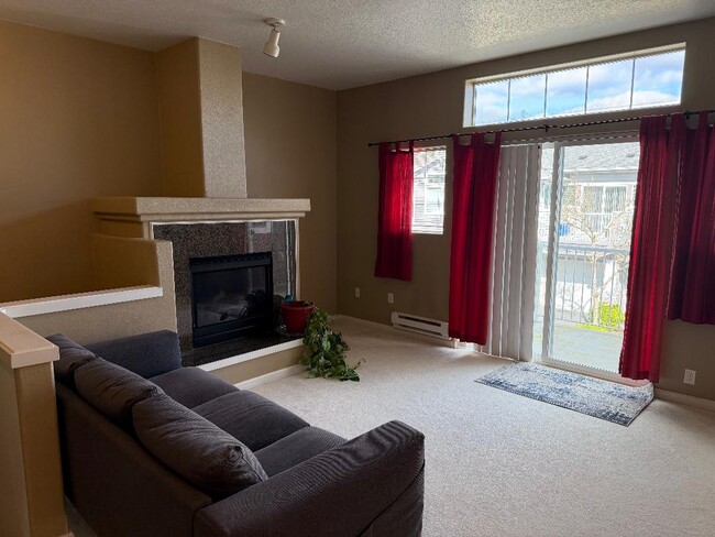 Building Photo - 15130 SW Mallard Dr