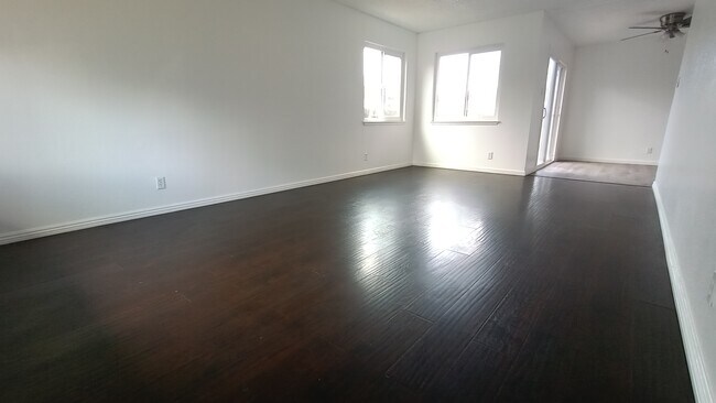 Building Photo - 10155 De Soto Way