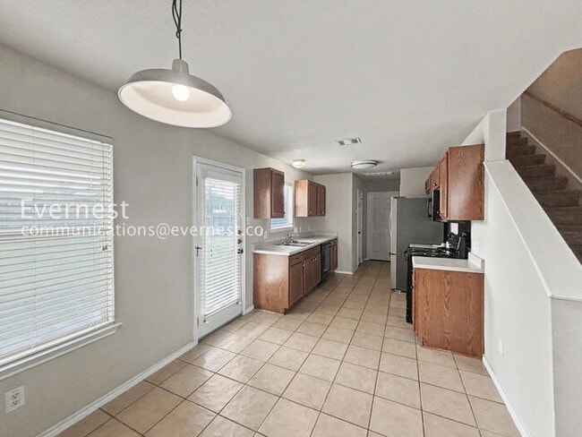 Foto del edificio - 603 Holbrooke St