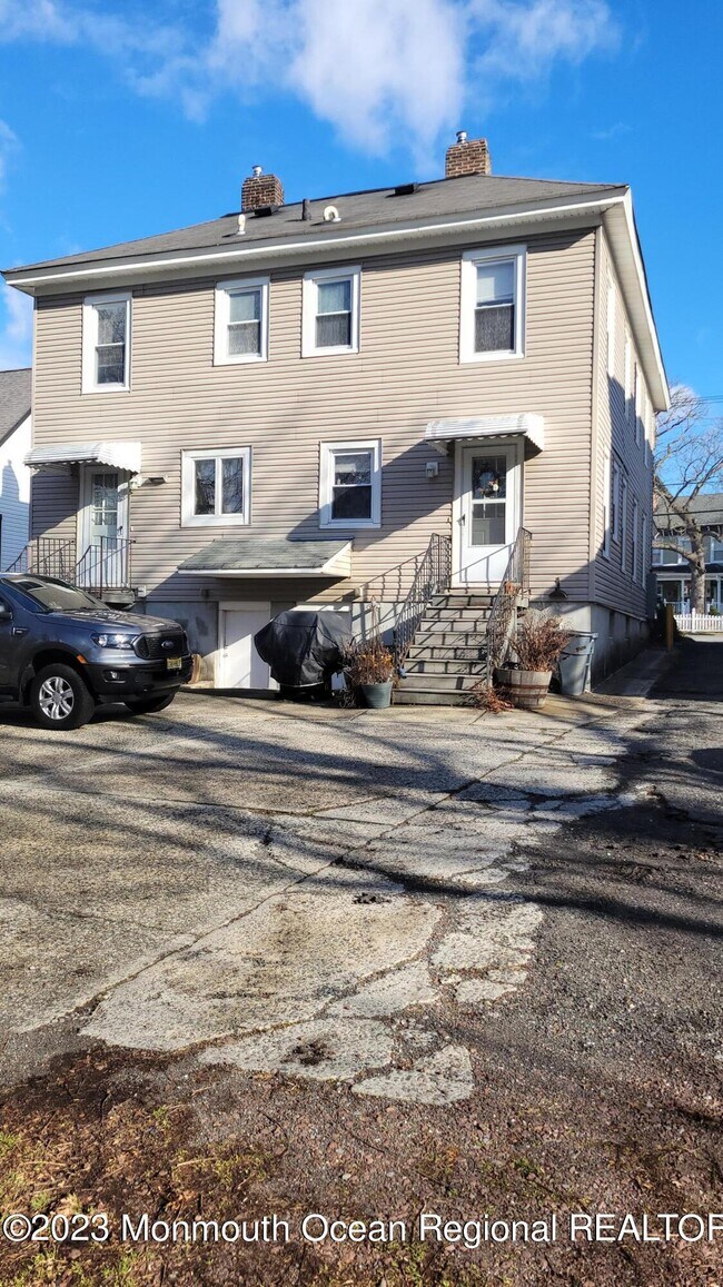 79 Branch Ave, Red Bank, NJ 07701 Townhome Rentals in Red Bank NJ