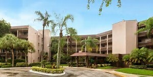 Building Photo - 4770 Fountains Dr S