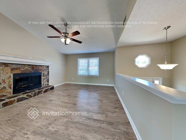 Building Photo - 1217 Willow Dr