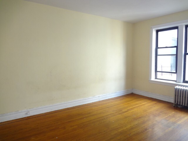Building Photo - 45-35 44th St