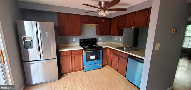 Building Photo - 7807 Paddock Way