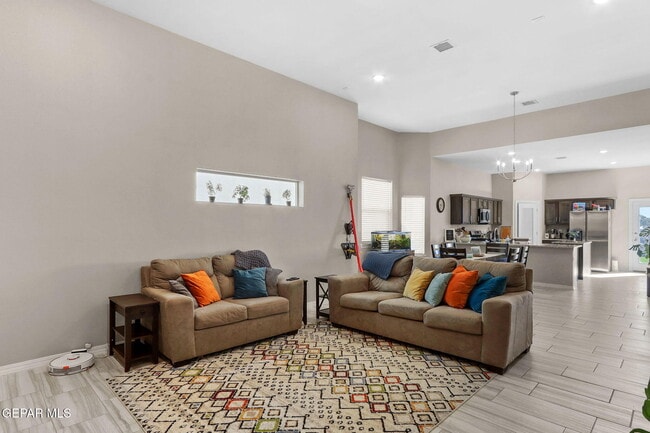 Building Photo - 325 Fray Olguin Ct