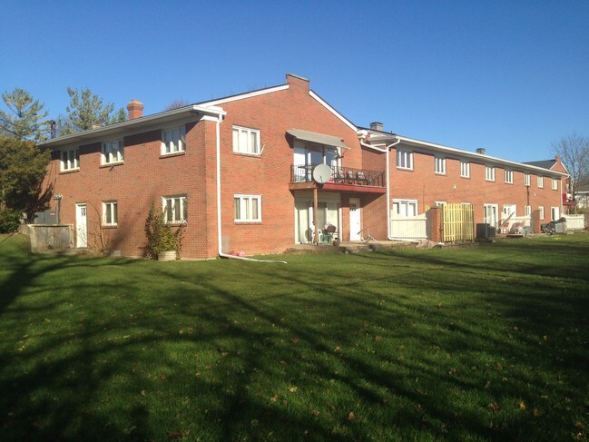 Building Photo - 4131 Eastridge Ave