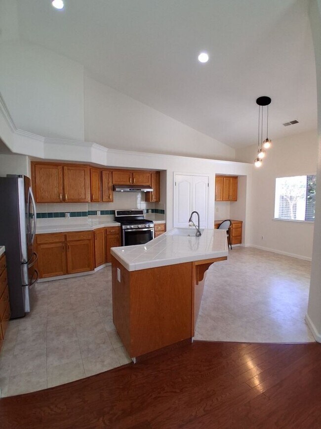 Foto del edificio - 10374 N Sierra Vista Ave