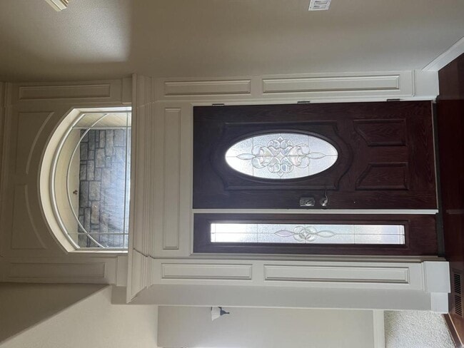 Foto del edificio - 15715 SE Bybee Dr