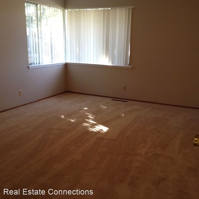 Building Photo - 3 br, 2 bath House - 10420 Creston Drive