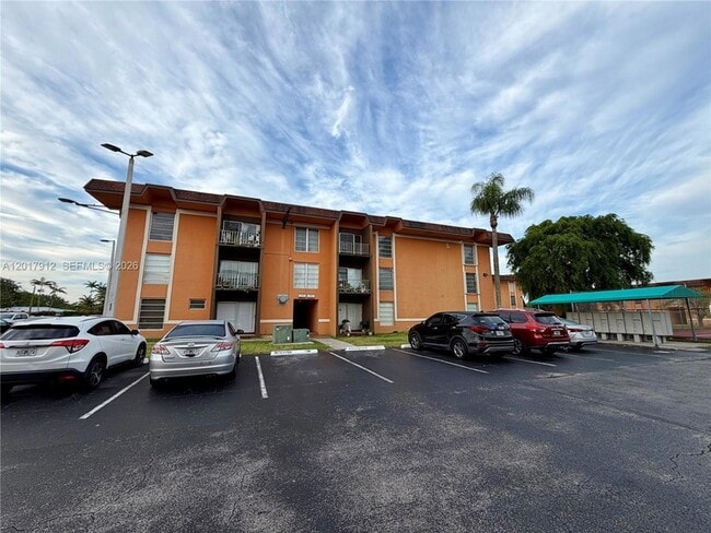Photo - 9429 SW 76th St Apartment