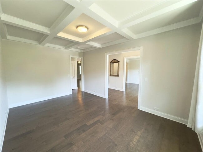 Foto del edificio - 4765 Columbia St