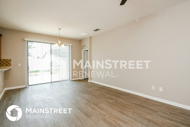 Foto del edificio - 4632 Doral Park Ave