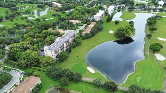 Foto del edificio - 3300 W Rolling Hills Cir