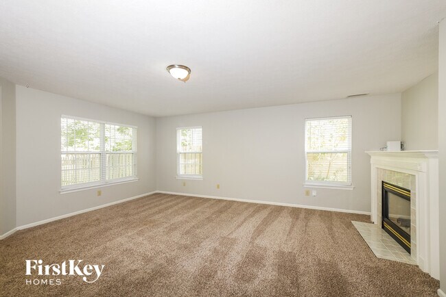 Foto del edificio - 7506 Redcliff Rd