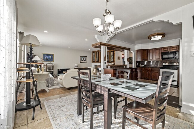 Foto del edificio - 3 br, 2 bath House - 611 Blanken Avenue