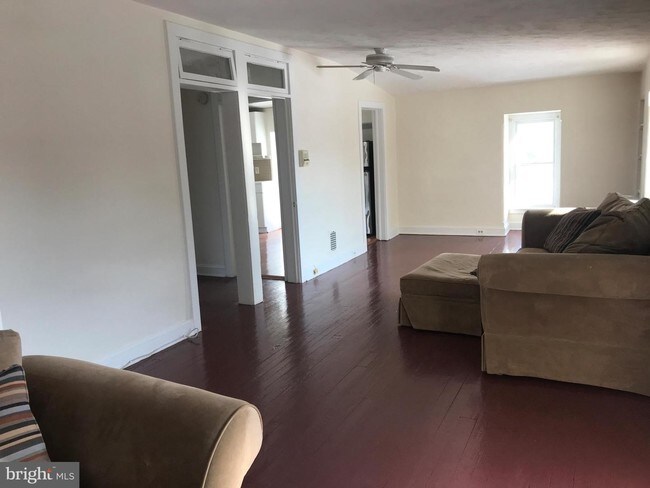Foto del edificio - 6408 Brook Ave