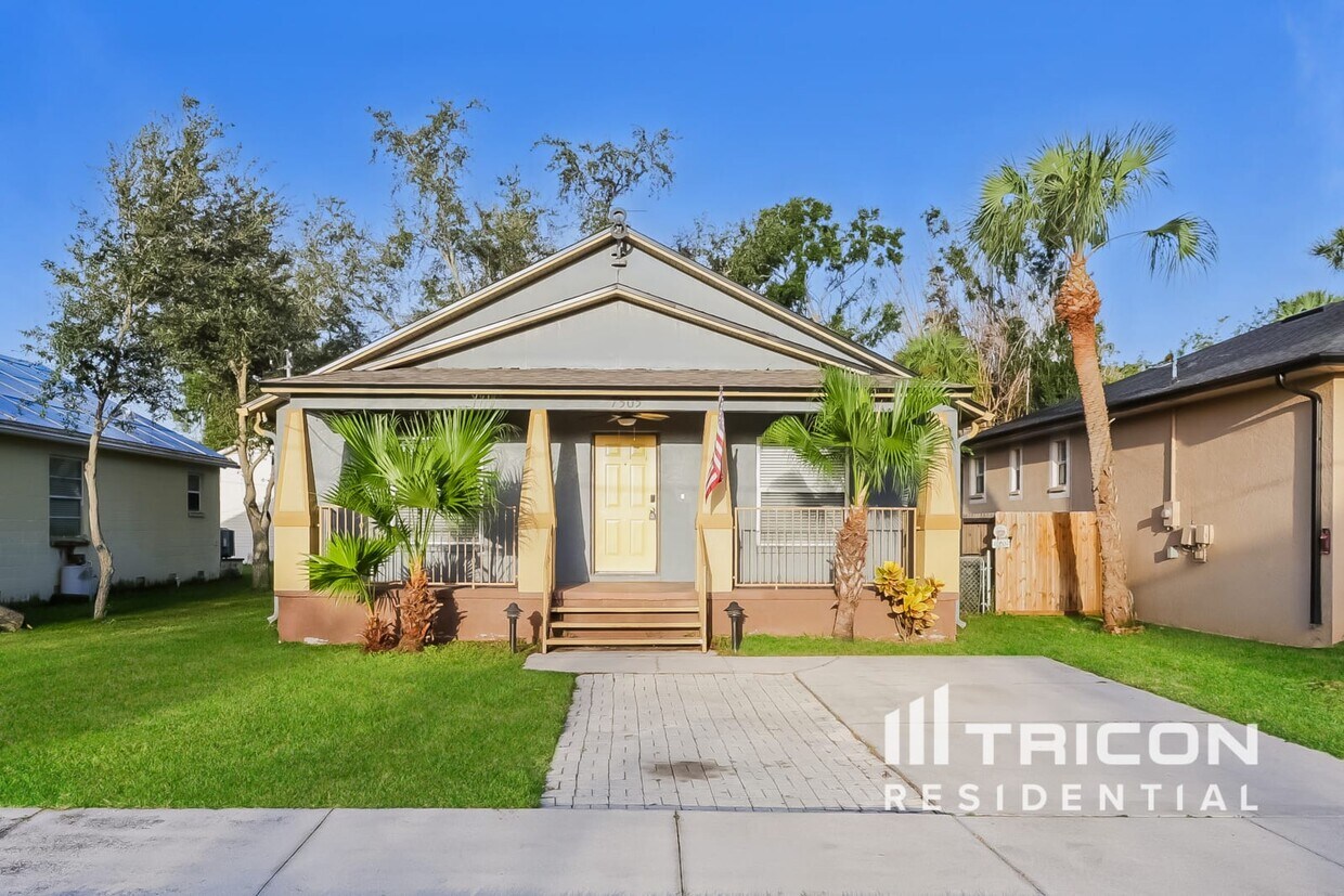 Foto principal - 7505 S Morton St