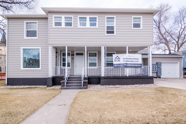 Exterior - 554 W Fremont St