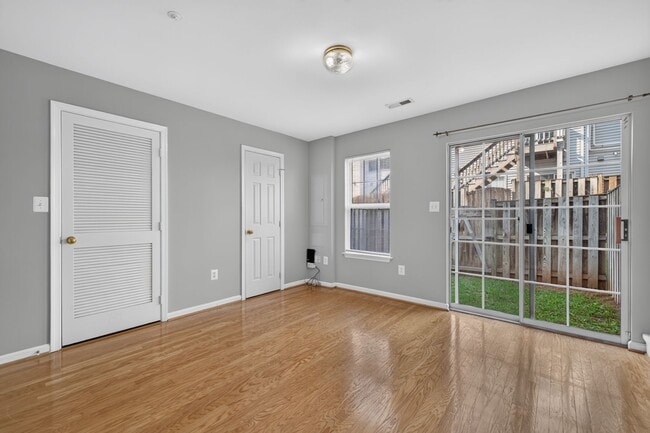 Building Photo - 13504 Hamlet Square Ct