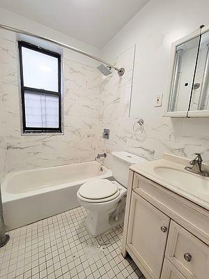 Foto del edificio - 2 bedroom in New York NY 10040