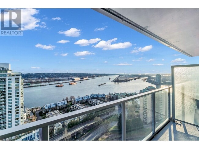 Building Photo - 900 Carnarvon St