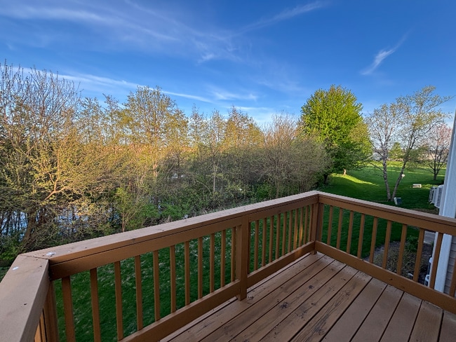 Building Photo - 24118 Walnut Cir
