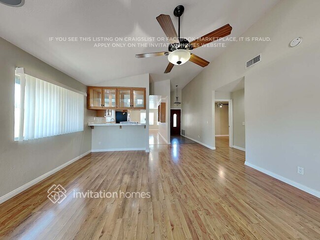 Foto del edificio - 23037 Magnolia Glen Dr