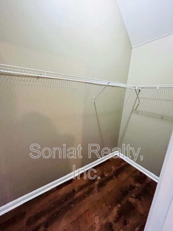Foto del edificio - 2645 N Galvez St