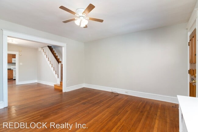 Building Photo - 3 br, 1.5 bath House - 2828 Bridge ST