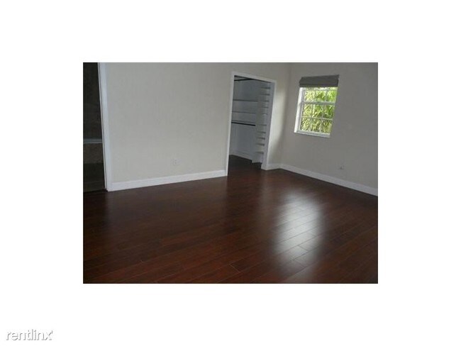 Building Photo - 8735 NW 151st Ter
