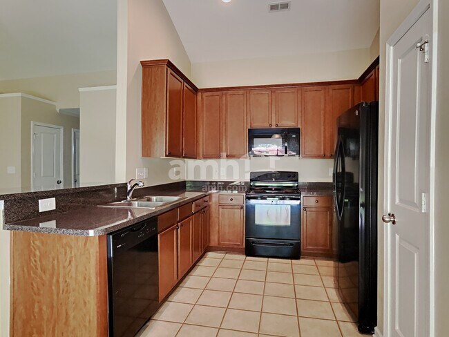 Building Photo - 3811 Broadview Lane