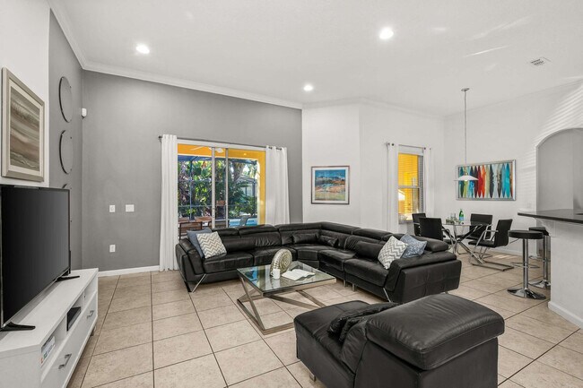 Foto del edificio - 4140 Oak Tree Dr