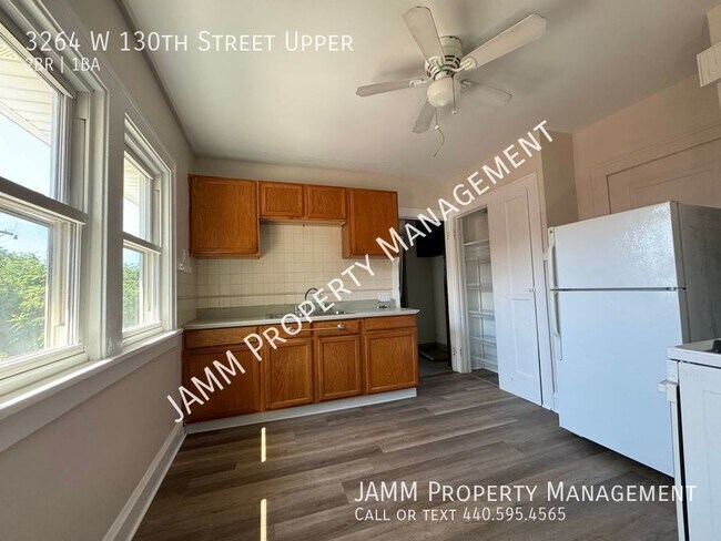 Foto del edificio - 2-Bedroom Duplex apartment in Cleveland!!
