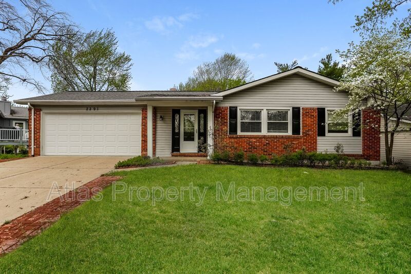 2291 Hill House Rd, Chesterfield, MO 63017 House Rental in