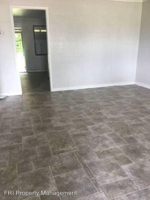 Foto del edificio - 318 1st St