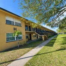 Building Photo - 2501 Harn Blvd