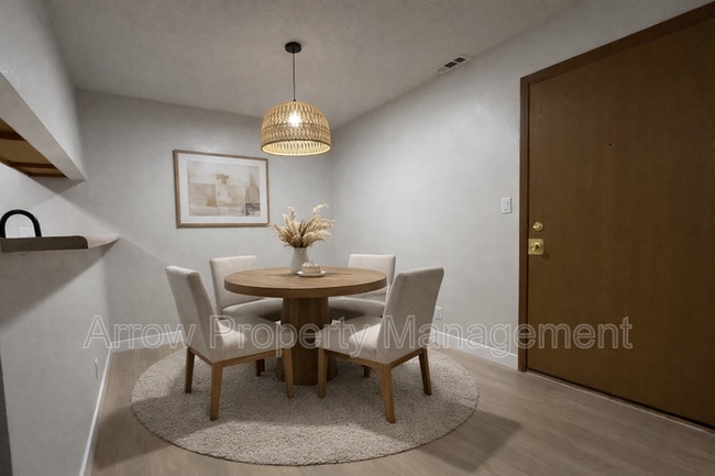 Foto del edificio - 2380 N 44th St